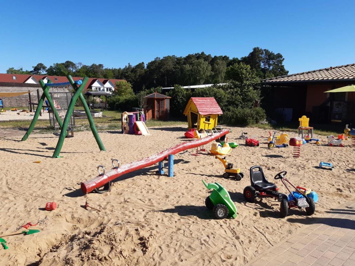 Ferienpark Templin Direkt Neben Der Naturtherme Екстериор снимка